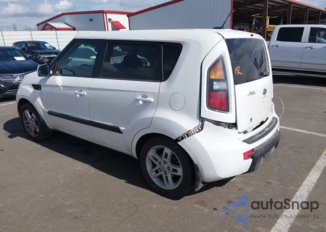2011 Kia Soul + from USA, damaged, VIN KNDJT2A29B7717403